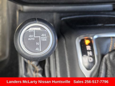 Used 2021 Jeep Wrangler Unlimited Sahara AWD/4WD image 20