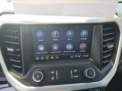 Used 2023 GMC Acadia SLE image 41