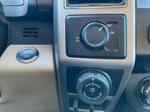 Used 2019 Ford F150 Lariat image 20