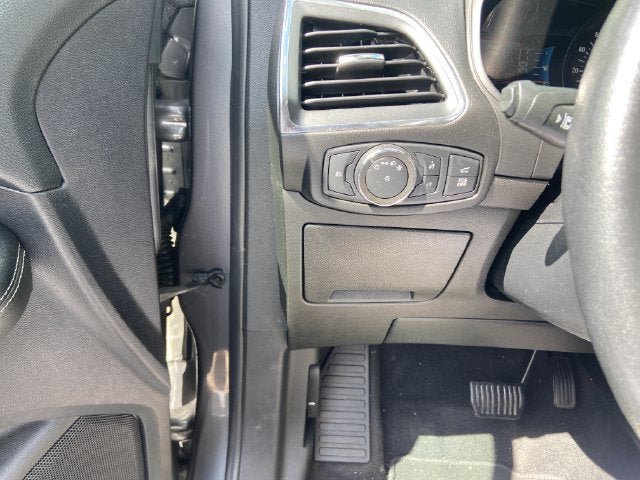 Used 2022 Ford Edge Titanium AWD/4WD image 34