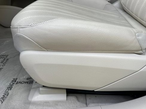 Certified 2023 Mercedes-Benz EQS 580 4MATIC Sedan image 14