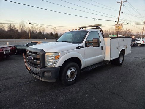 Used 2015 Ford F350 XL w/ Trailer Tow Package image 3