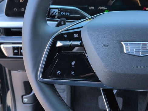 Used 2024 Cadillac Lyriq Sport RWD image 19