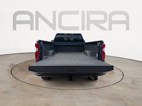 Used 2022 Chevrolet Silverado 2500 Custom w/ Custom Value Package AWD/4WD image 12