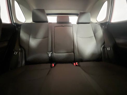 Used 2021 Toyota RAV4 LE image 32