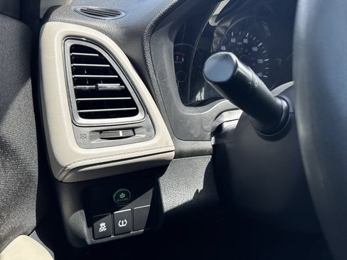 Used 2021 Honda HR-V LX image 26
