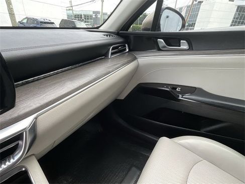 Used 2022 Kia K5 EX image 18