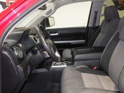 Used 2015 Toyota Tundra SR5 image 6