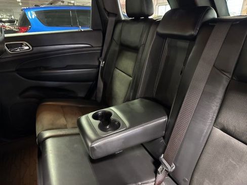 Used 2020 Jeep Grand Cherokee Altitude image 30