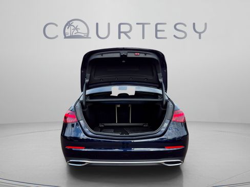 Used 2023 Mercedes-Benz C 300 4MATIC Sedan image 11