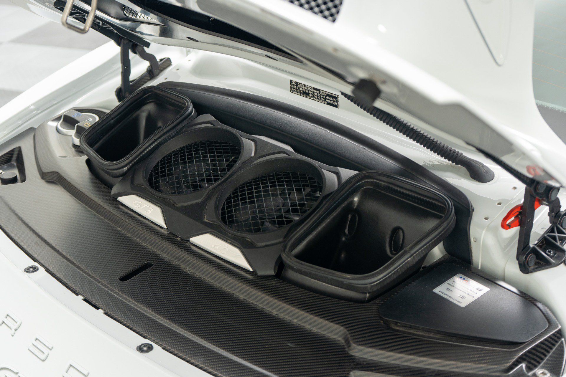 Used 2018 Porsche 911 GT3 RWD image 42