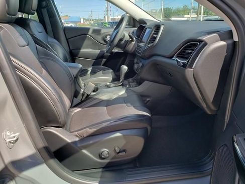 Used 2023 Jeep Cherokee Altitude Lux AWD/4WD image 18