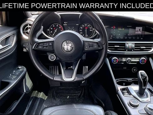 Used 2021 Alfa Romeo Giulia Ti Sport RWD image 6