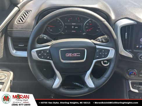 Certified 2023 GMC Terrain SLT FWD image 15