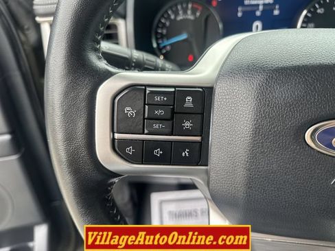 Used 2024 Ford Expedition XLT AWD/4WD image 31
