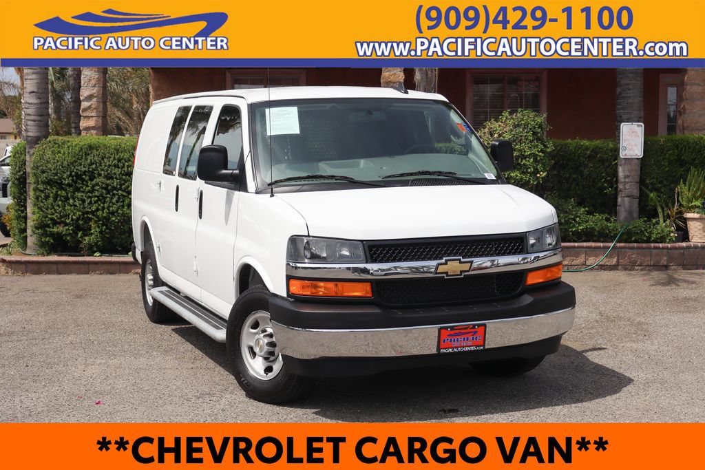 Used 2025 Chevrolet Express 2500 w/ Driver Convenience Package RWD image 1