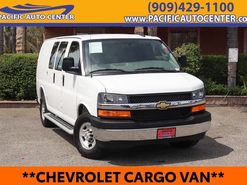 Used 2025 Chevrolet Express 2500 w/ Driver Convenience Package RWD image 1