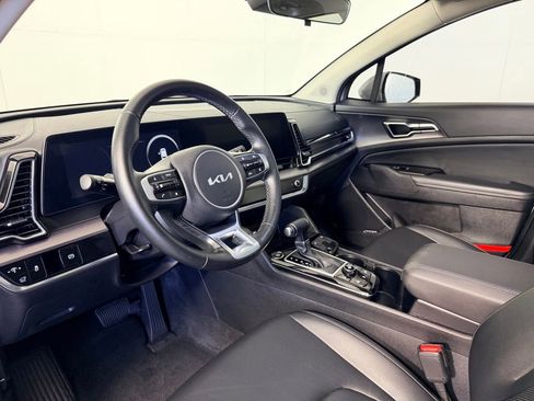 Used 2025 Kia Sportage SX FWD image 31