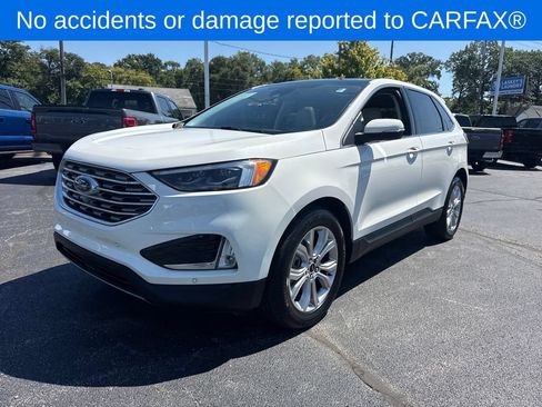 Used 2023 Ford Edge Titanium w/ Equipment Group 301A AWD/4WD image 2