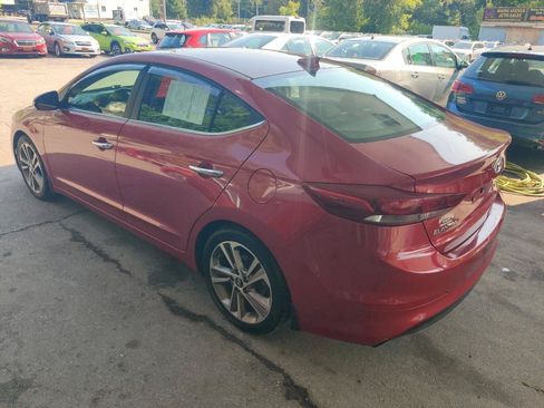 Used 2017 Hyundai Elantra Limited w/ Limited Ultimate Package 09 FWD image 4
