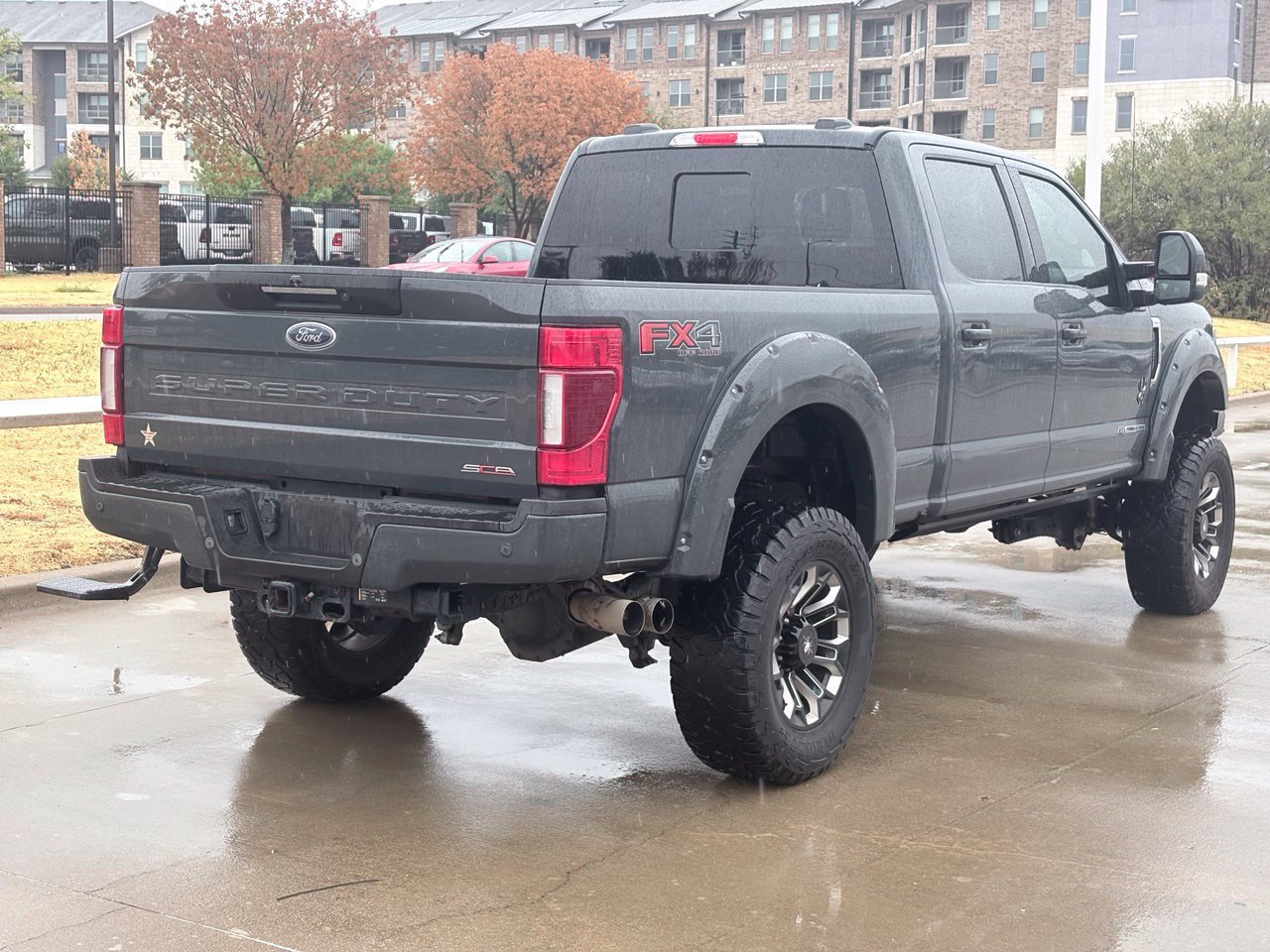 Used 2021 Ford F250 Lariat w/ Lariat Ultimate Package AWD/4WD image 4