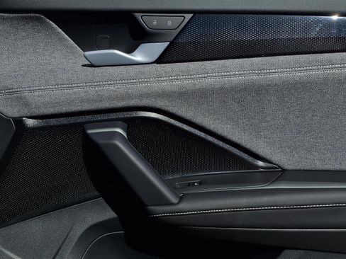 Certified 2026 Volkswagen Tiguan S FWD image 26