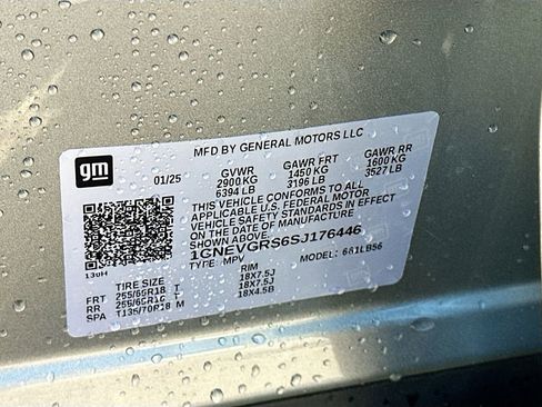 Used 2025 Chevrolet Traverse LT w/ Driver Confidence Package image 33