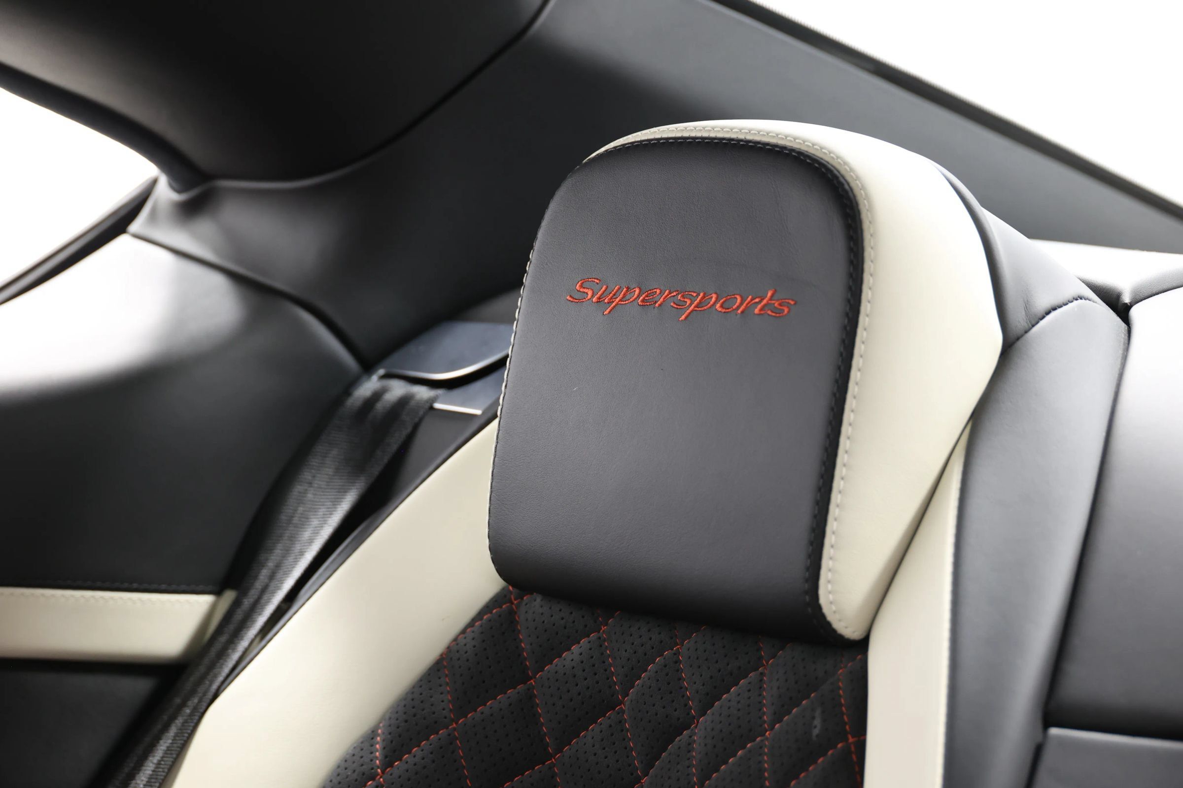Used 2017 Bentley Continental GT Supersports AWD/4WD image 52