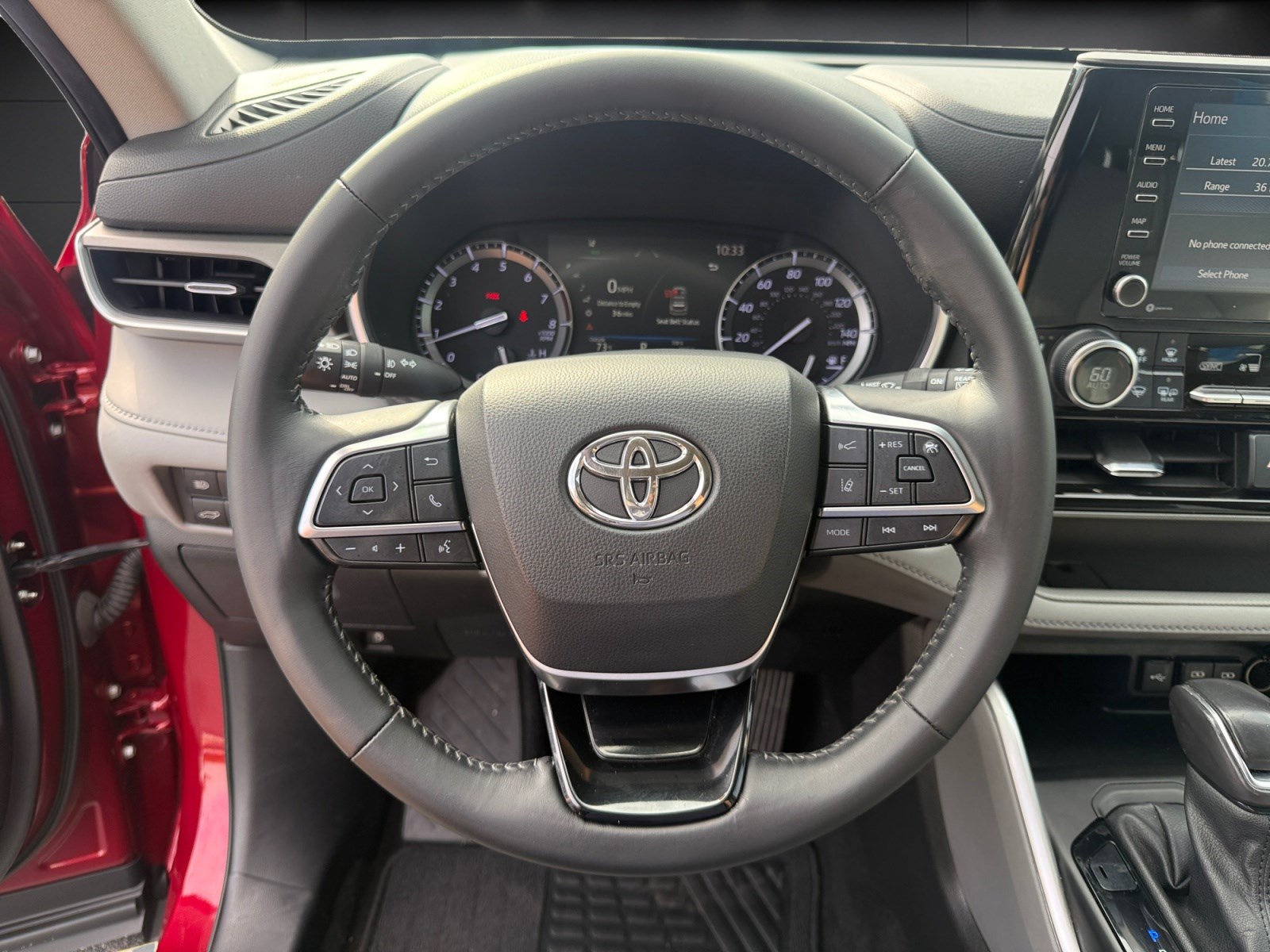 Used 2021 Toyota Highlander XLE FWD image 23