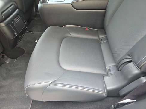 Certified 2024 INFINITI QX80 Luxe w/ Cargo Package AWD/4WD image 15