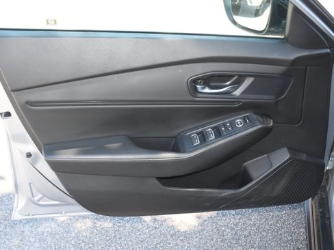 Used 2025 Honda Accord Sport image 10
