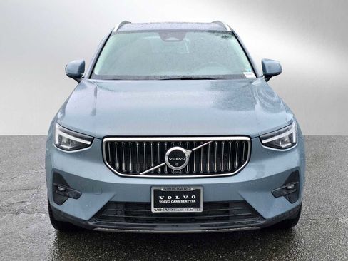 Used 2023 Volvo XC40 B5 Ultimate w/ Protection Package Premier image 8