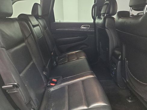 Used 2019 Jeep Grand Cherokee Limited AWD/4WD image 19