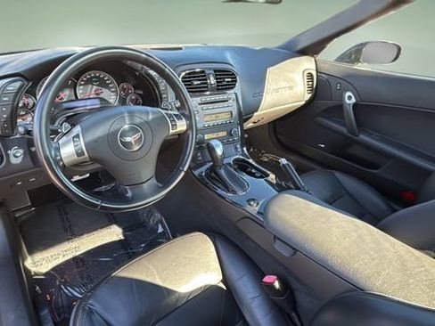 Used 2011 Chevrolet Corvette Coupe w/ Preferred Equipment Group image 16