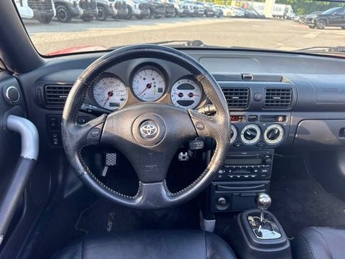 Used 2004 Toyota MR2 RWD image 9