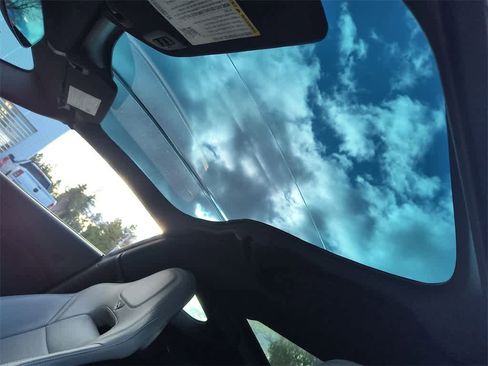 Used 2014 Chevrolet Corvette Stingray Coupe w/ 2LT Preferred Equipment Group image 22