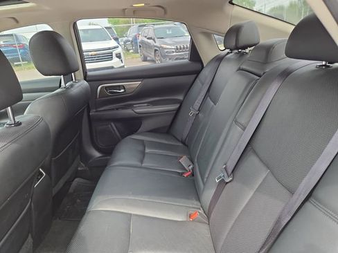 Used 2015 Nissan Altima 2.5 FWD image 25