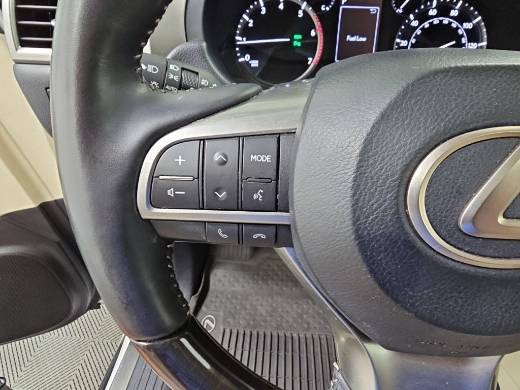 Used 2023 Lexus GX 460 Premium w/ Accessory Package AWD/4WD image 26