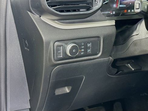 Used 2020 Ford Explorer XLT w/ Equipment Group 202A image 10