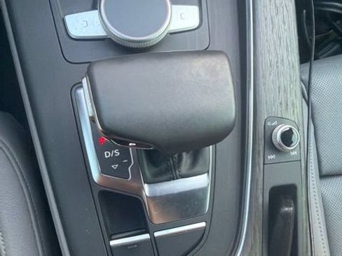 Used 2018 Audi A4 2.0T Premium Plus AWD/4WD image 5