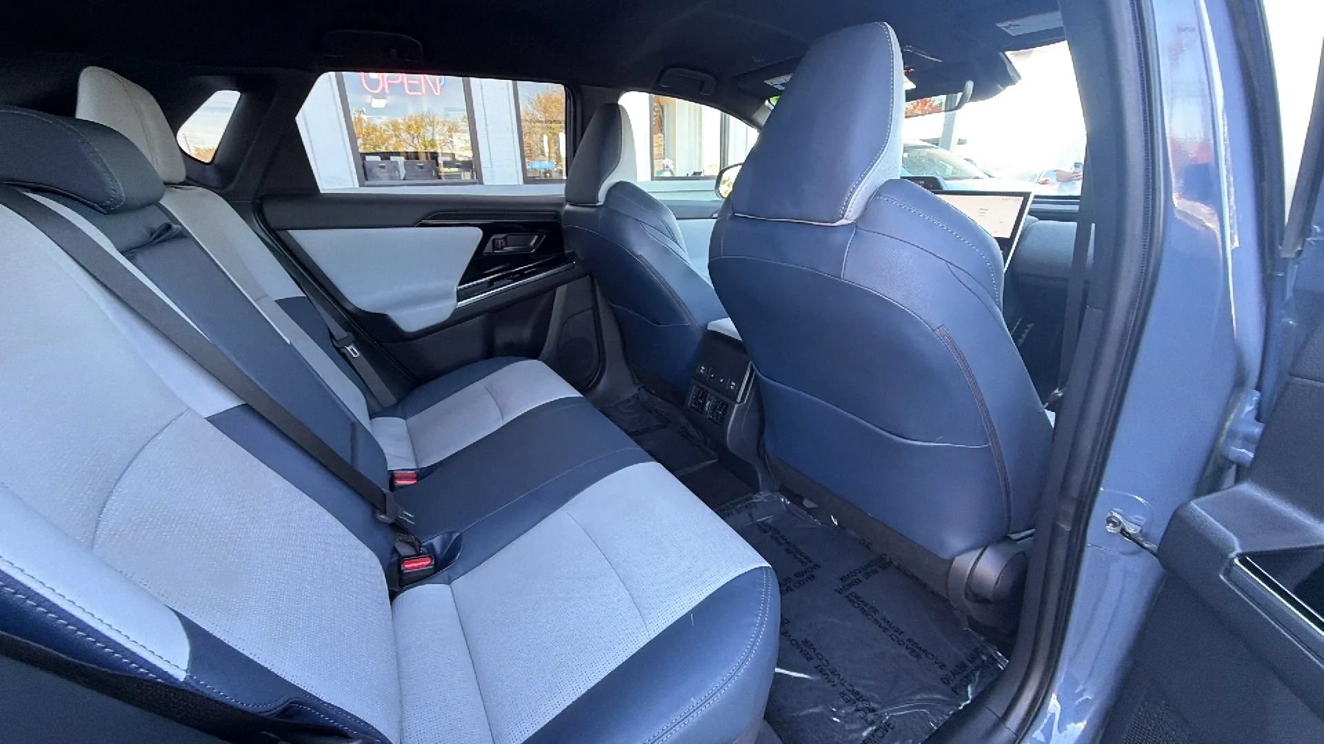 Used 2023 Subaru Solterra AWD image 28