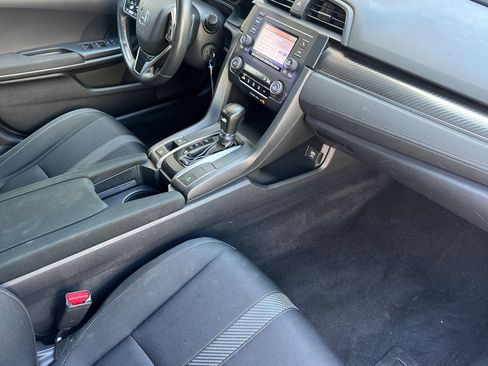 Used 2019 Honda Civic Sport image 18