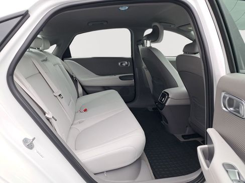 New 2025 Hyundai Ioniq 6 SEL AWD/4WD image 16
