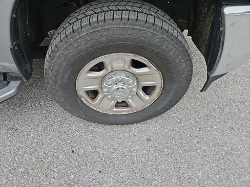 Used 2021 RAM 2500 Big Horn image 11