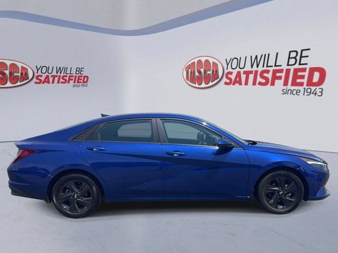 Used 2023 Hyundai Elantra SEL FWD image 5