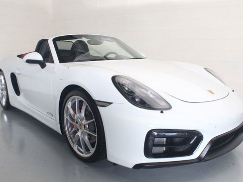 Used 2016 Porsche Boxster GTS image 11
