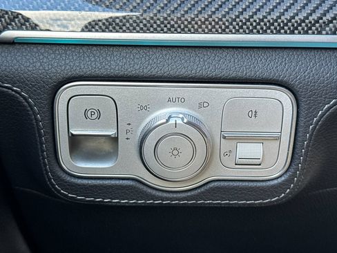 Certified 2023 Mercedes-Benz GLE 53 AMG 4MATIC image 31