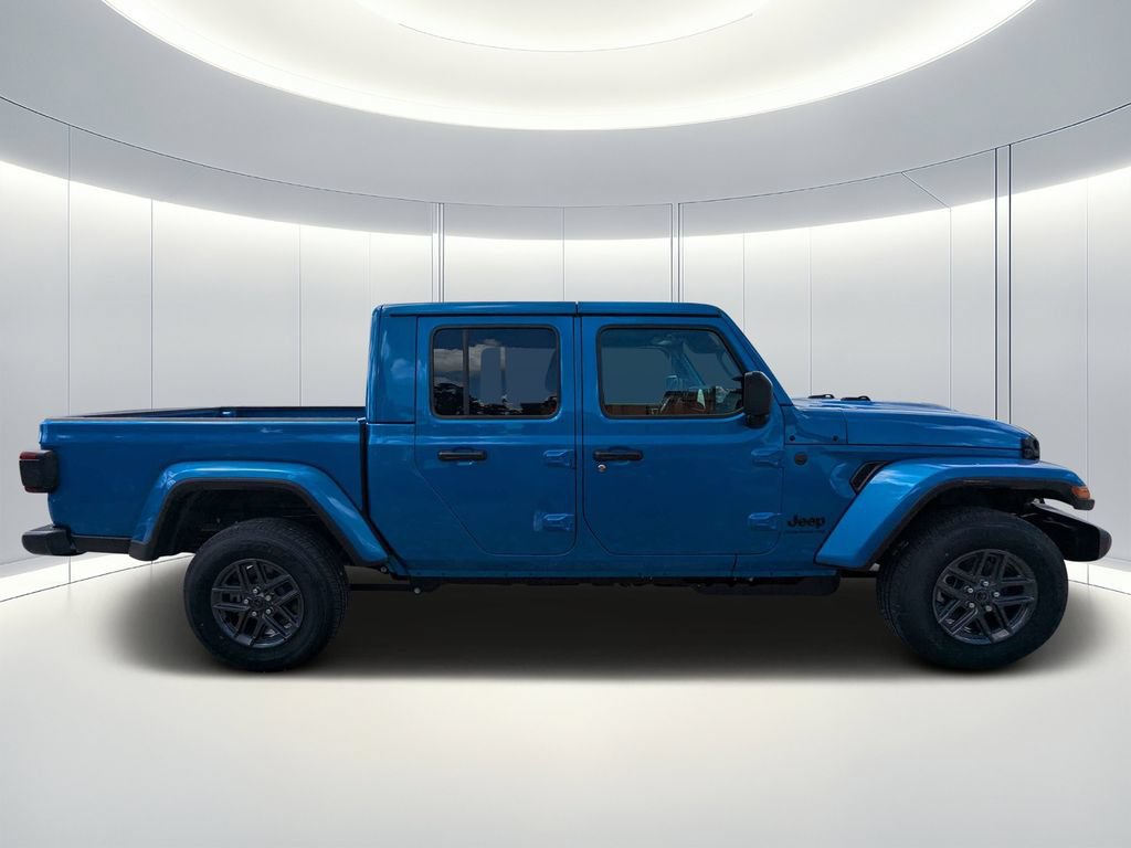 New 2026 Jeep Gladiator Sport AWD/4WD image 3