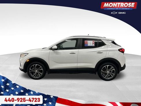 Used 2021 Buick Encore GX Select image 2