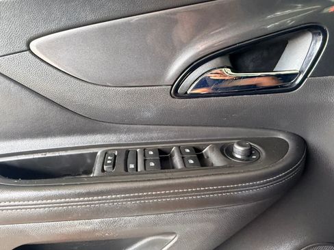 Used 2018 Buick Encore Preferred FWD image 17